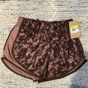 NWT Nike Women’s Tempo Short